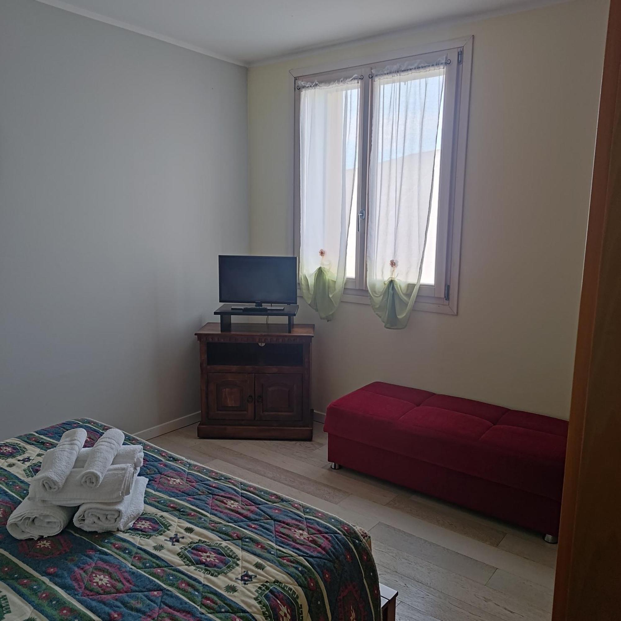 Peschiera Appartamenti Vacanze Peschiera del Garda Exterior foto