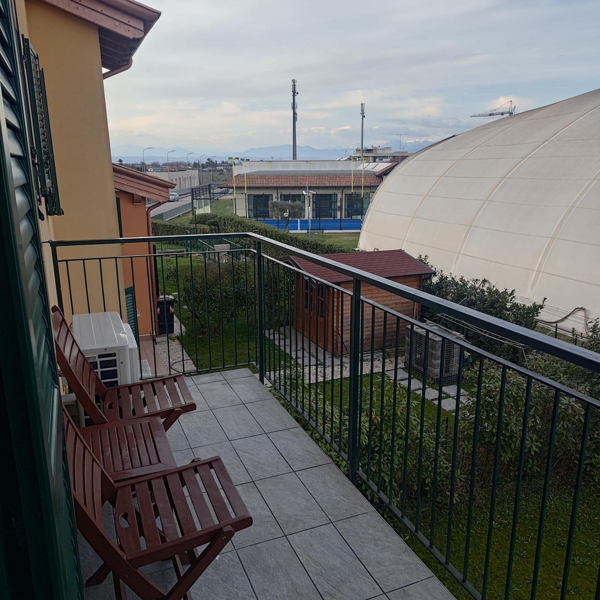 Peschiera Appartamenti Vacanze Peschiera del Garda Quarto foto